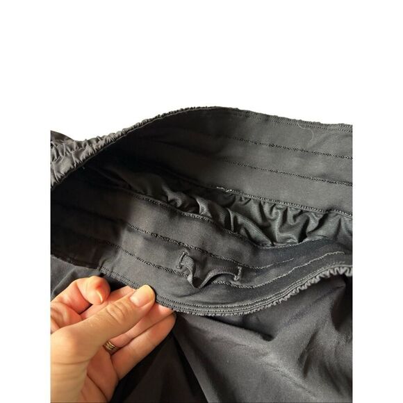Lululemon Women's Tracker Shorts Lined Running Run Size 6 Black - Picture 11 of 11